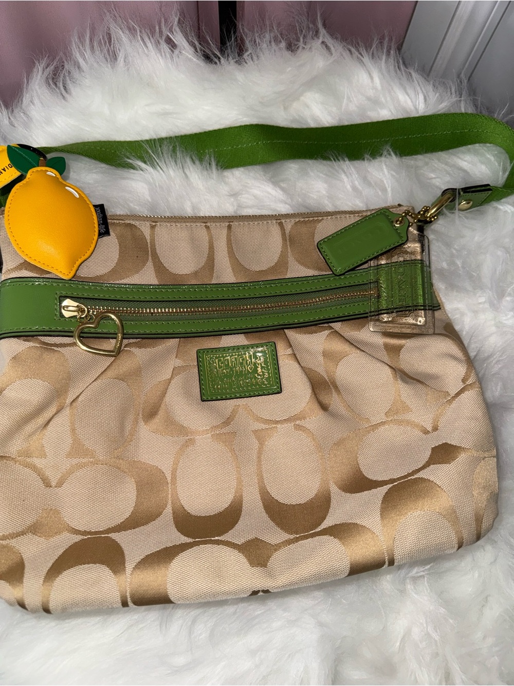 Coach Y2K Crossbody 💚 Lemon Charm 🍋 Green Patent Trim Heart Zip Bag
